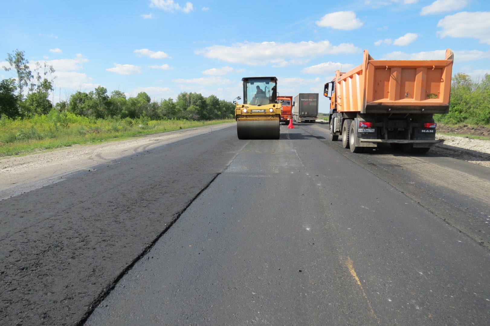 Правительство разрешило реже ремонтировать дороги