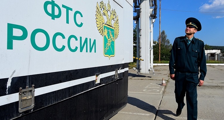 В России будут штрафовать за неостановку автомобиля по требованию сотрудников таможни