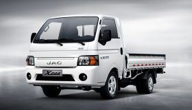 грузовик JAC X200